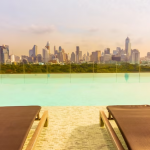 Panoramic view of Jumeirah Beach Residence and amenities.